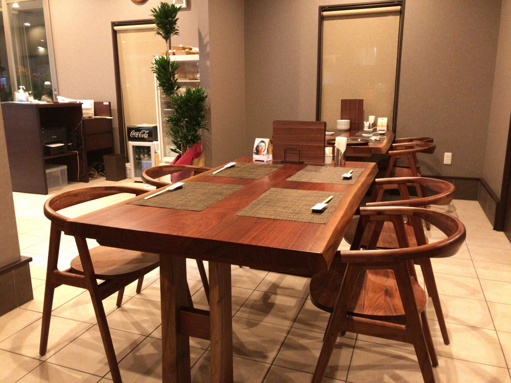 「創作中華 野村」の店内